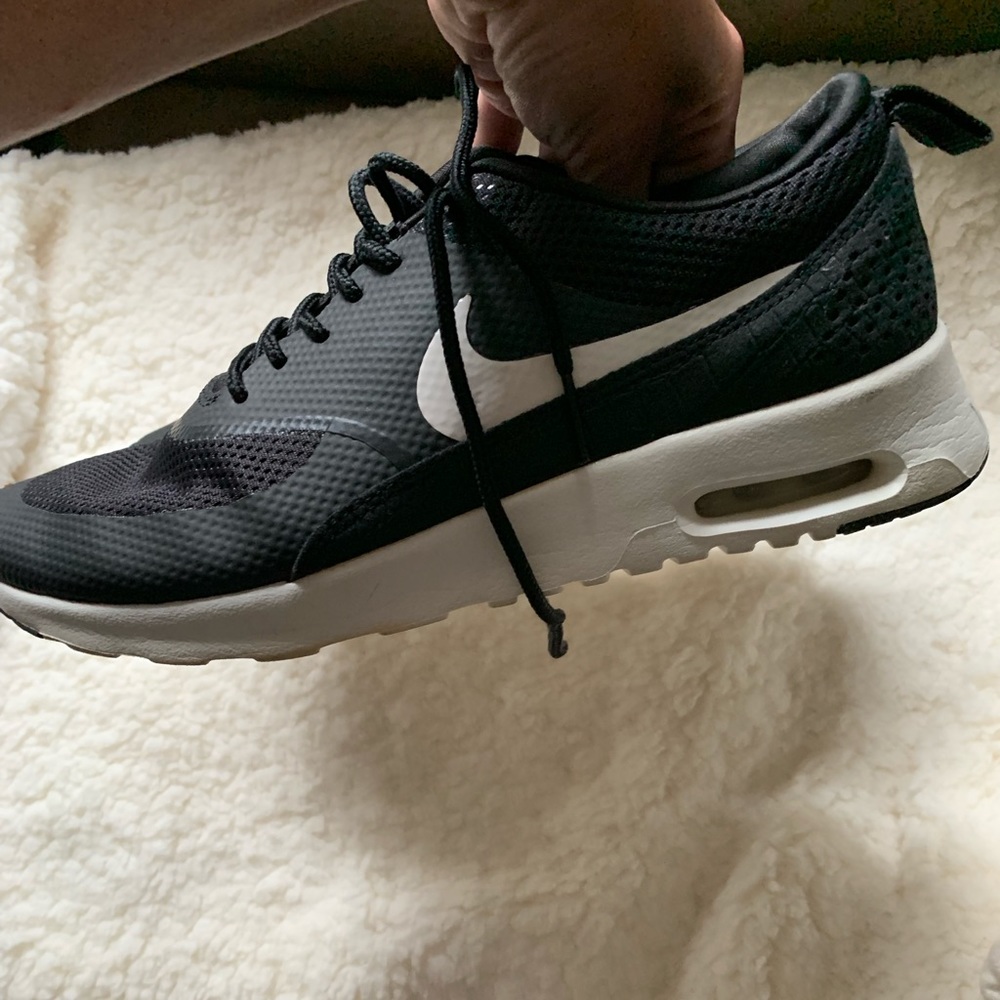 Women’s Nike Air Max Thea